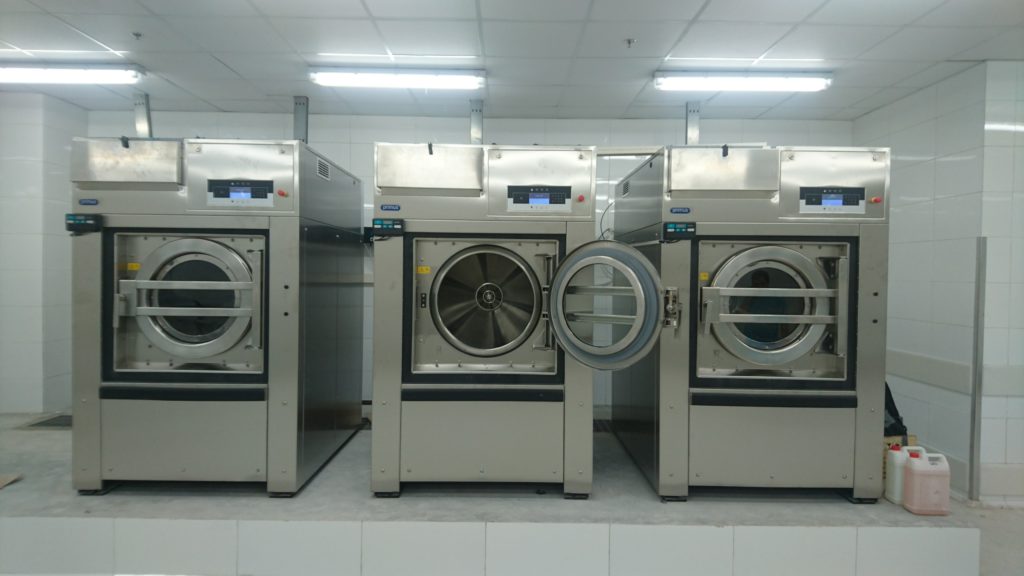 máy giặt công nghiệp primus